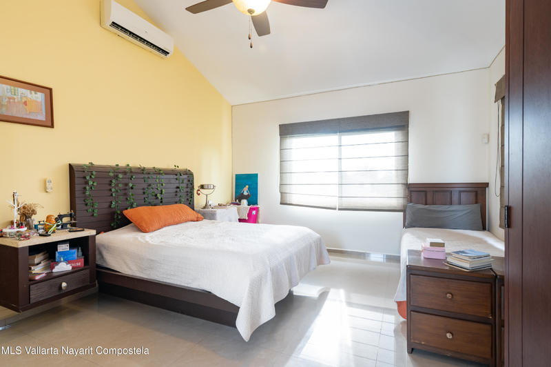 20250818233545890105000000 o