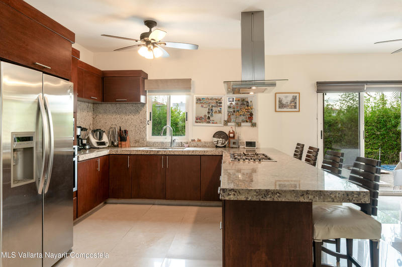 20250818233709857278000000 o