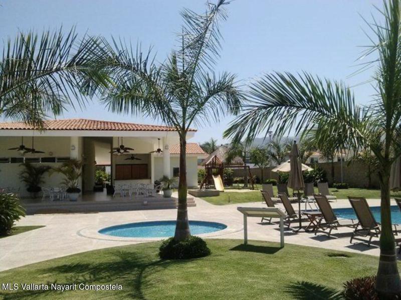 20251007190035738745000000 o