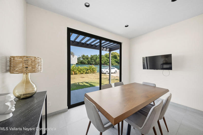 20251127172606599576000000 o