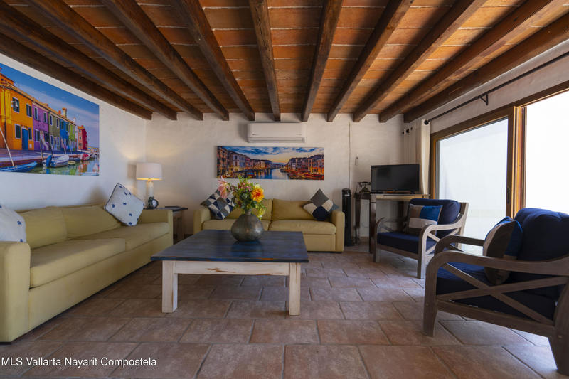 20250828222717396855000000 o