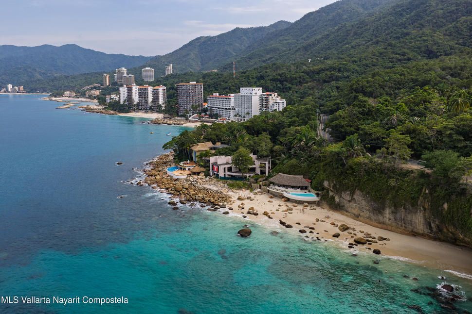 20251203231053767815000000 o