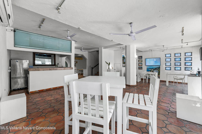 20251030002535215924000000 o