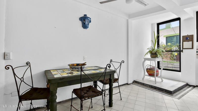 20251022215351799440000000 o