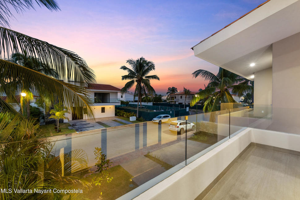 20251028044030735923000000 o