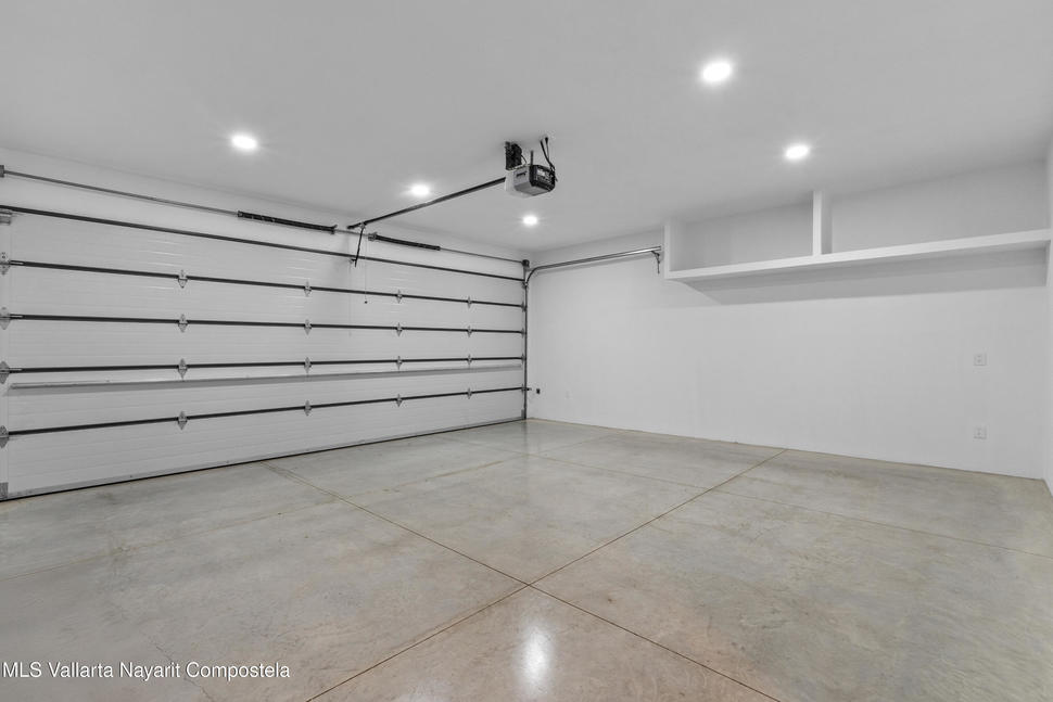 20251028044209898746000000 o