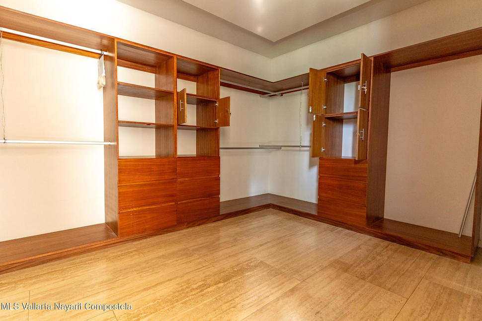 20251106193740337287000000 o