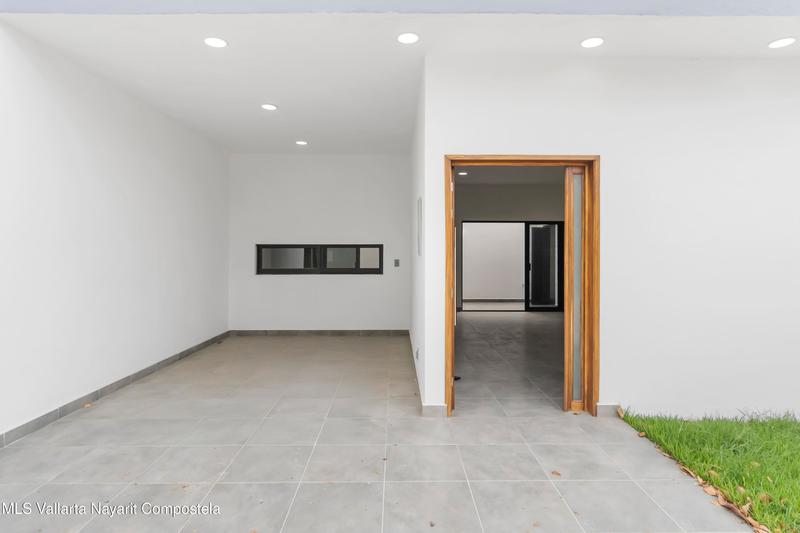 20250805210235182733000000 o