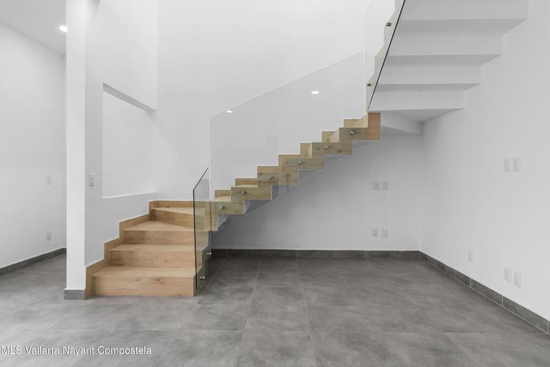 20250805210301698848000000 o