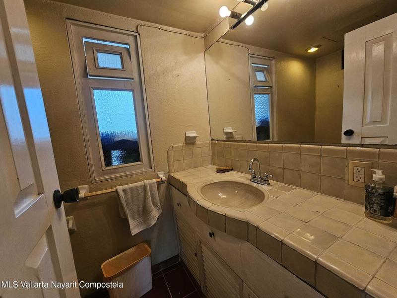 20251204024253645005000000 o