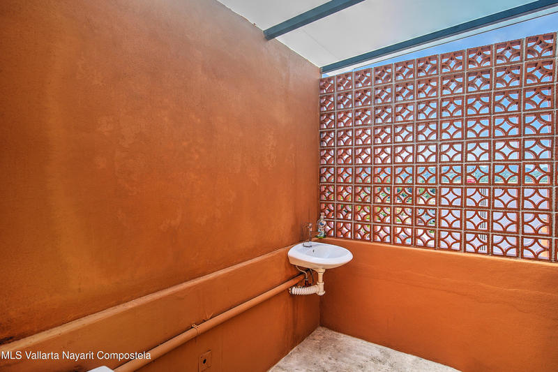 20251028045014852389000000 o