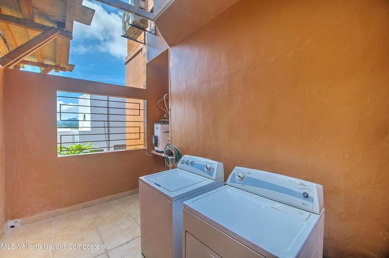 20251028045221063087000000 o