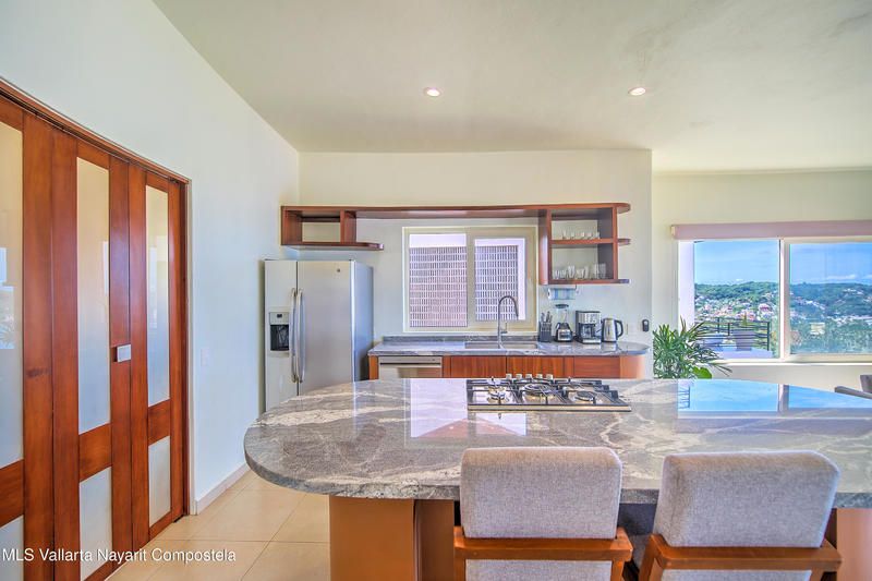 20251028045302978411000000 o