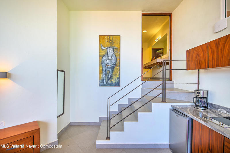 20251028045501840052000000 o