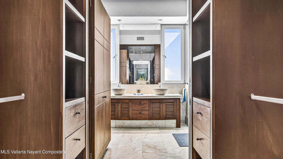 20251113193345075855000000 o