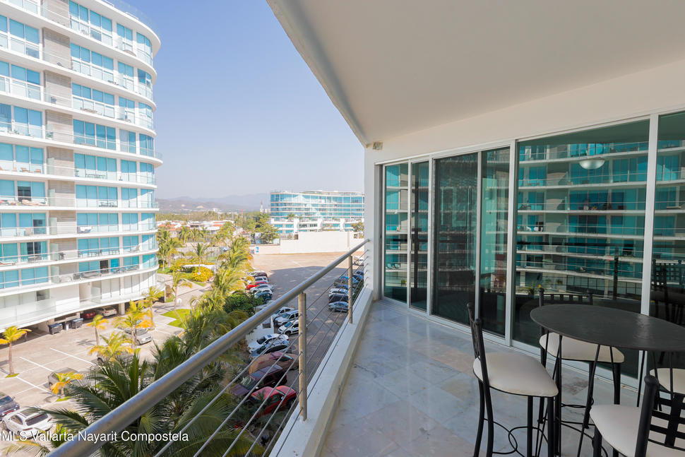 20251130182444490694000000 o