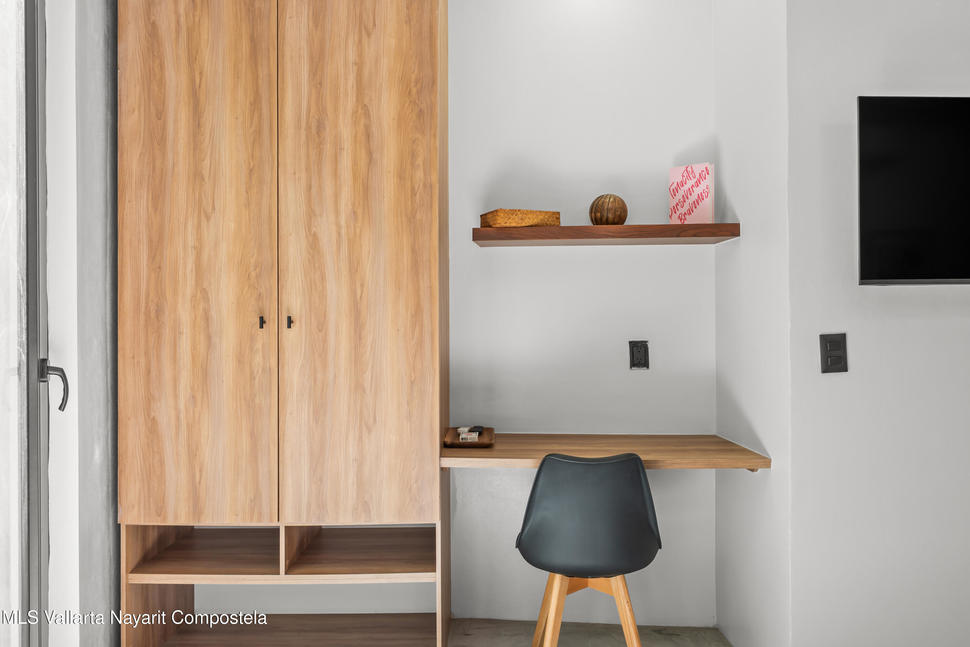 20251211164737012104000000 o