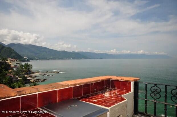 20251110211122562366000000 o