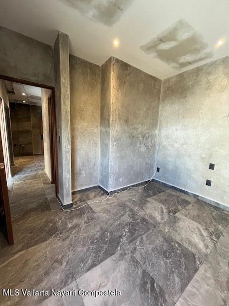 20251220171634452453000000 o