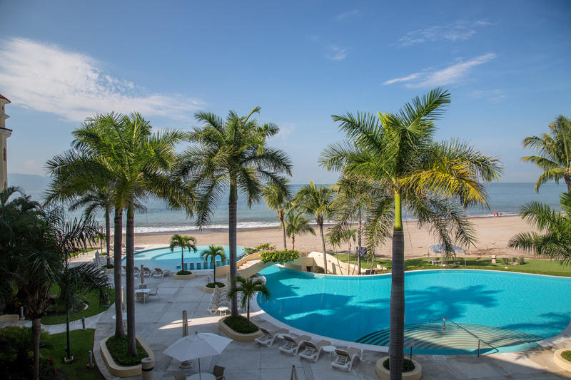 Bay View Grand F-204Grand