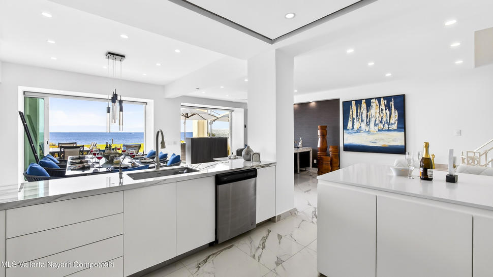 20251215203607476551000000 o