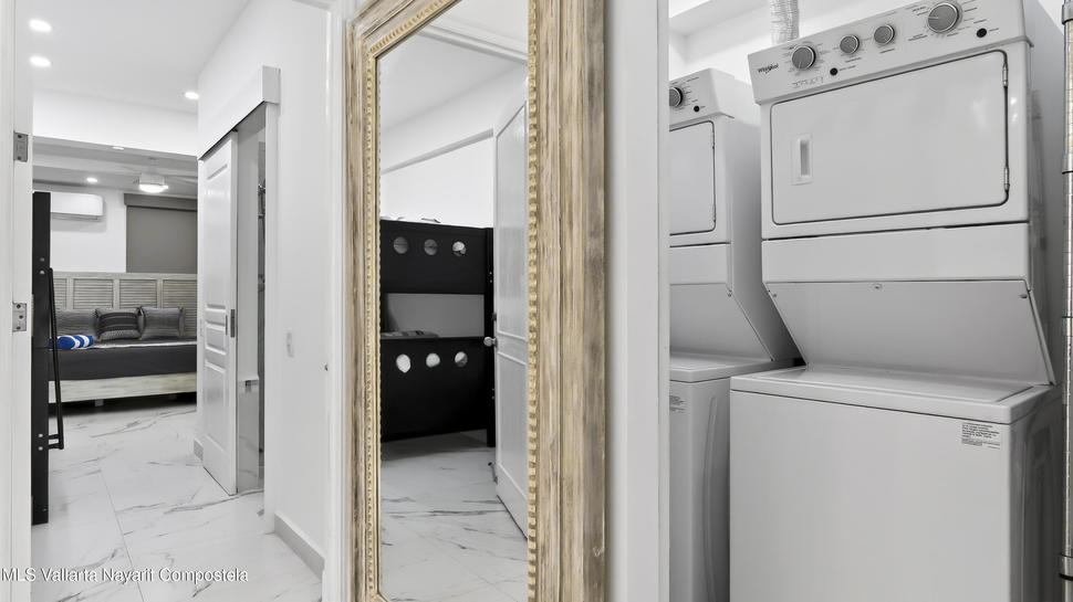 20251215203733295646000000 o