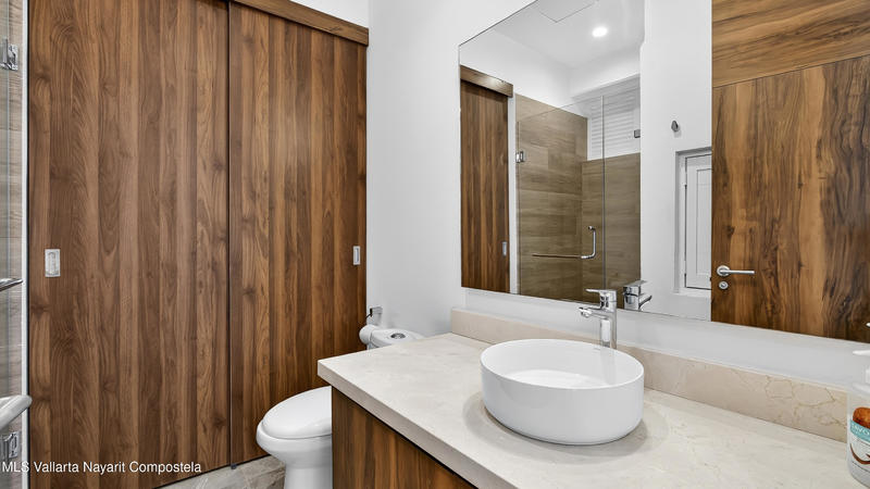 20251013053240188619000000 o