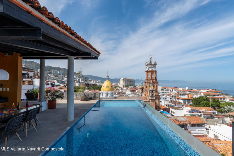Casa Blanco 101