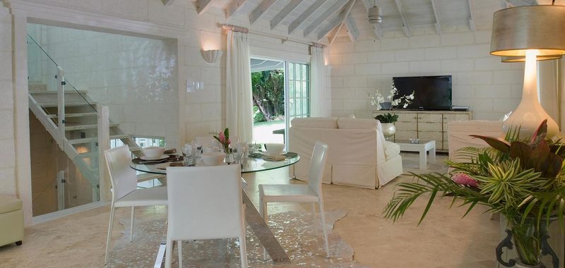 Bluff cottage 01