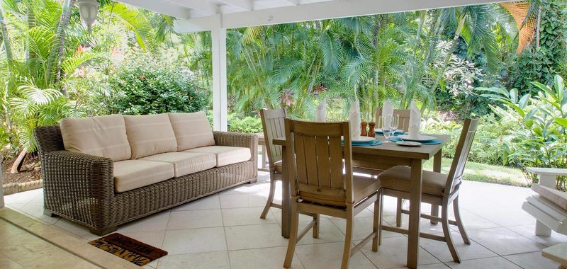 Bluff cottage 09