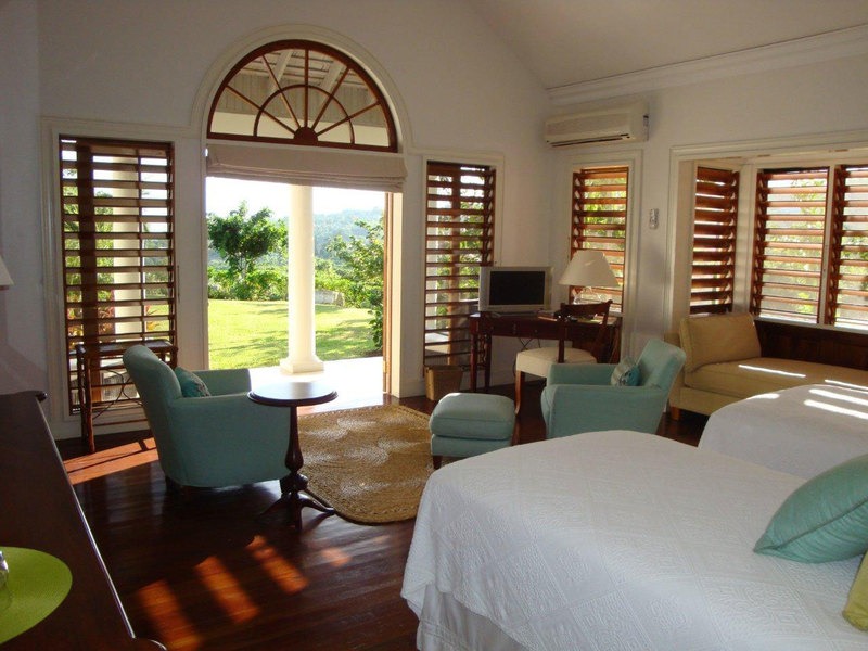 Bougainvillea jamaica villas08