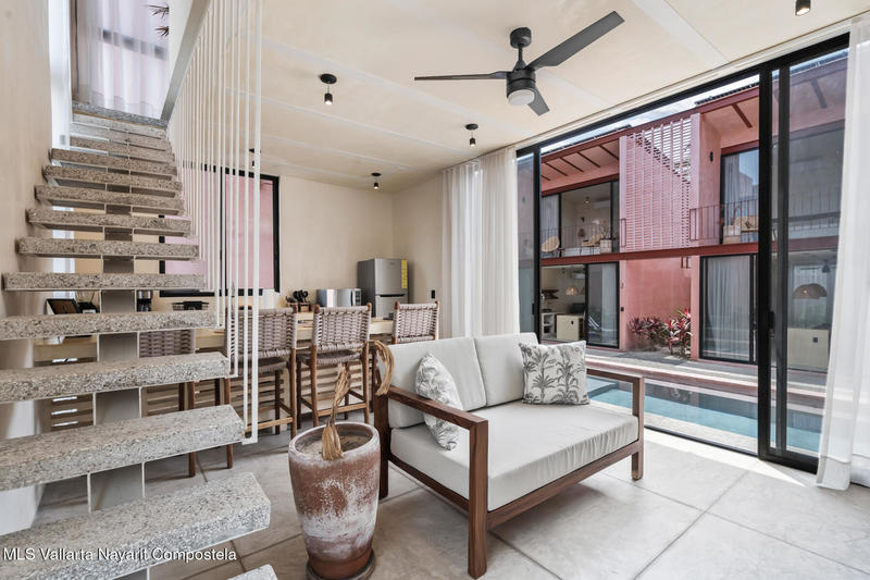 20251010180541063398000000 o