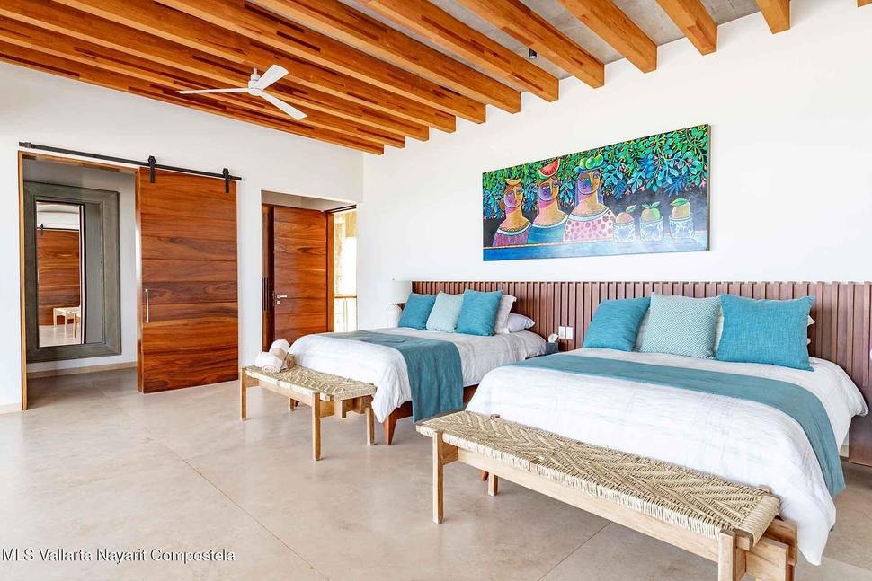 20251215203330162346000000 o