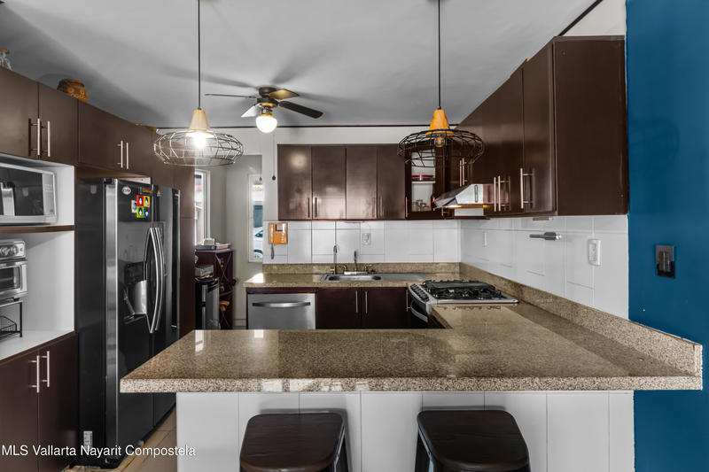 20251021163253102117000000 o