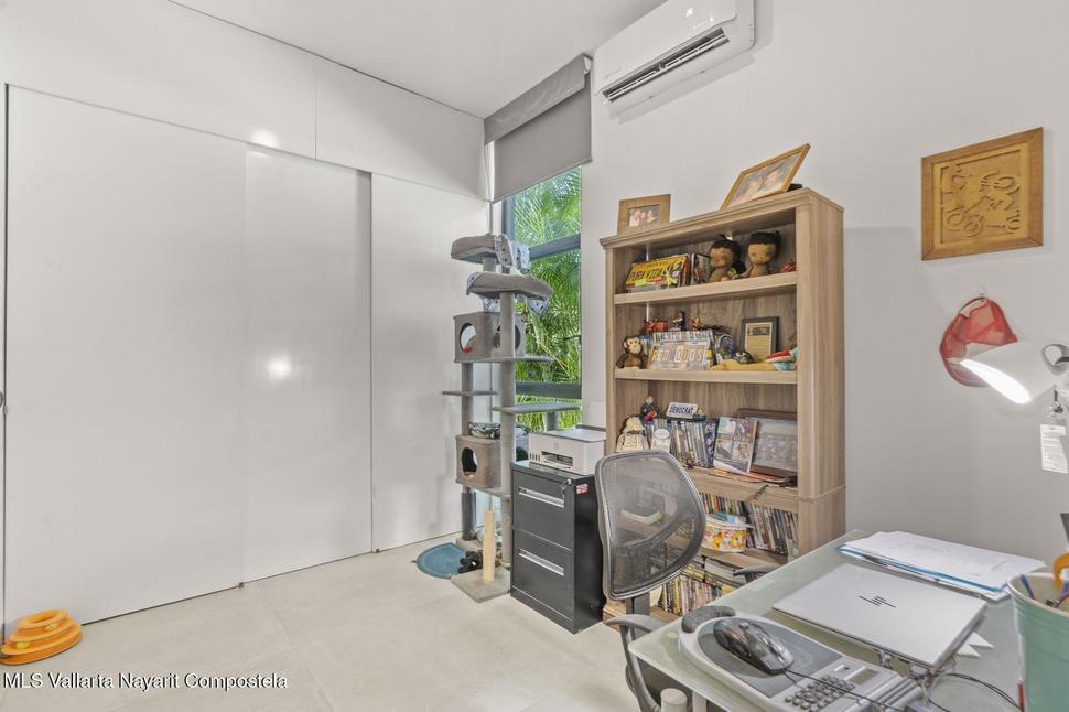 20251016220637664974000000 o