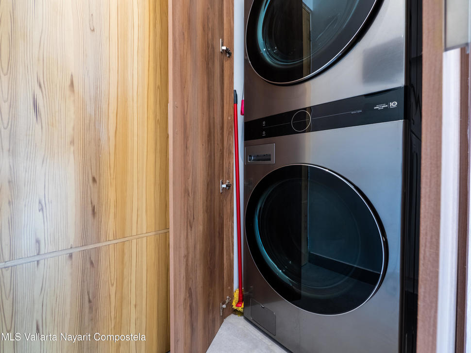 20251218212903839274000000 o