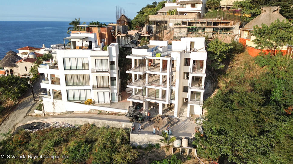 20251219215434902578000000 o