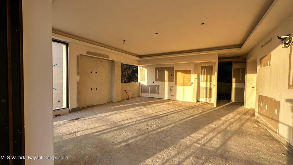 20251219222809293977000000 o