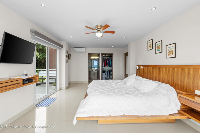 20250919213220237148000000 o