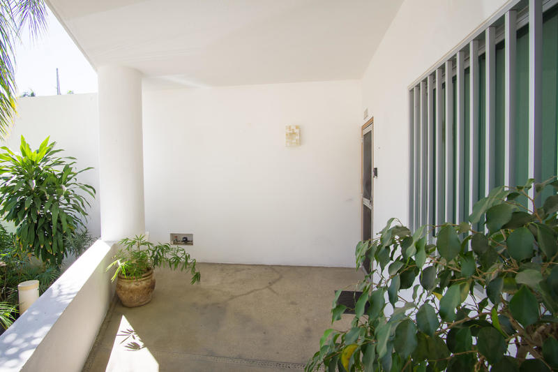Colibri 104 104