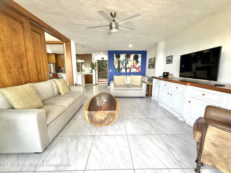 20251204182038212154000000 o