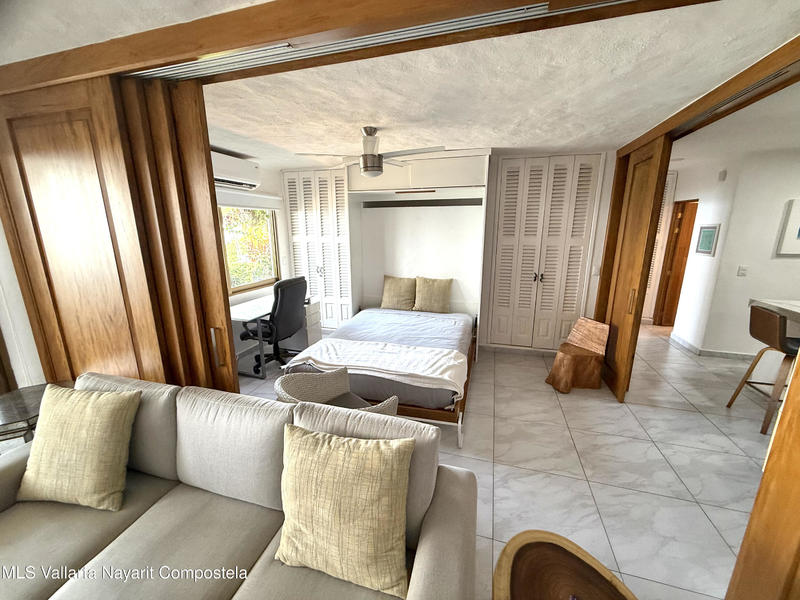 20251204182241210219000000 o