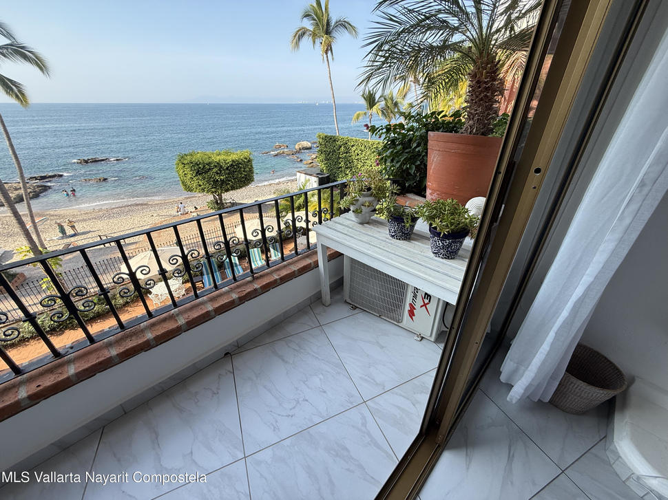 20251204184052253133000000 o