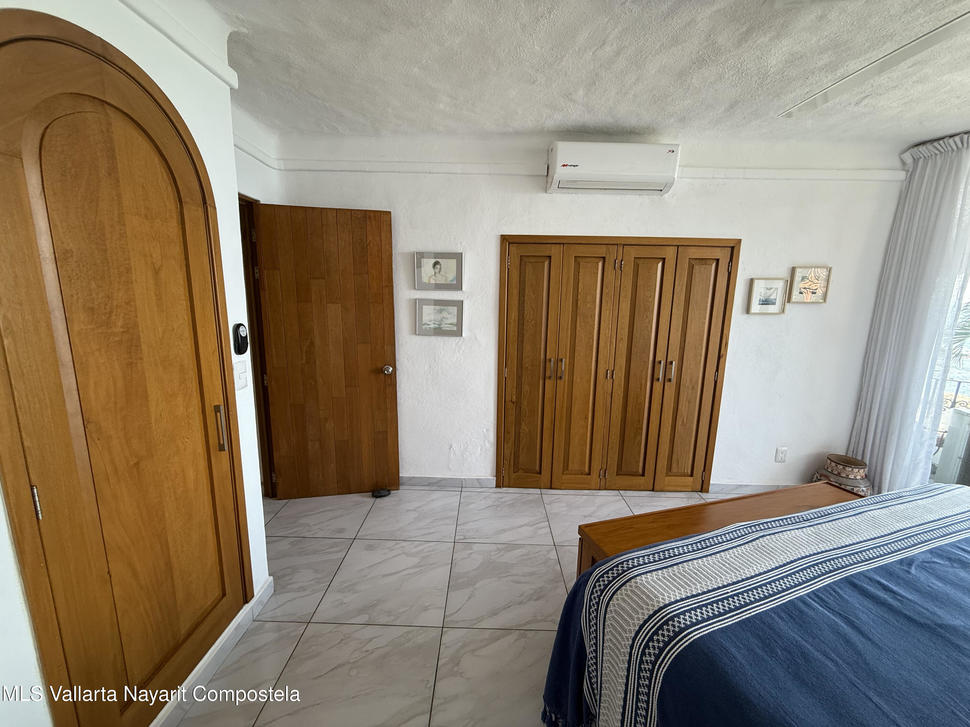 20251204184123052598000000 o