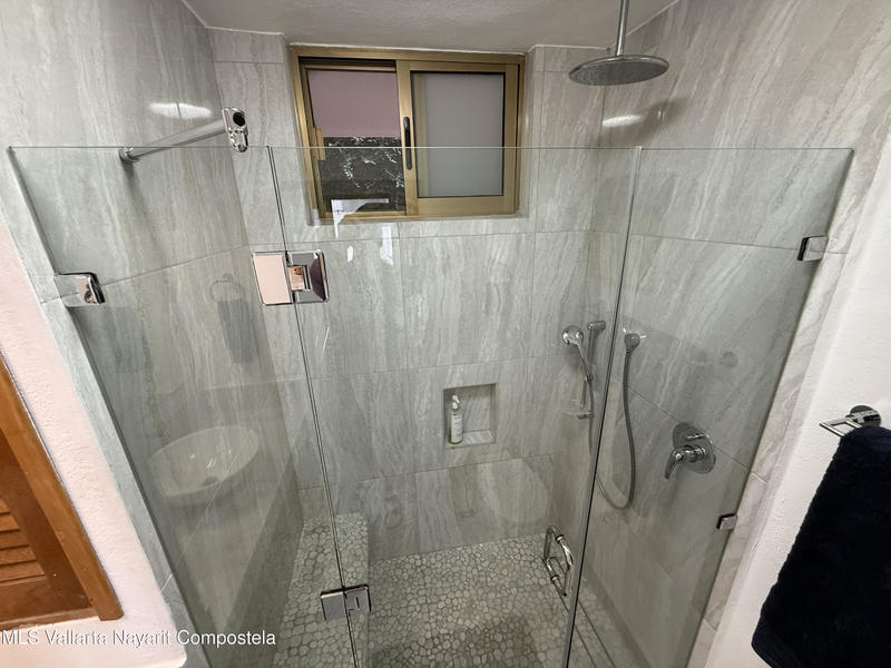 20251204184149521294000000 o