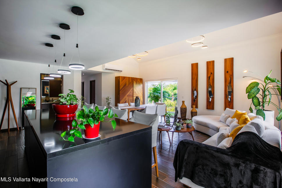 20251021220926489611000000 o