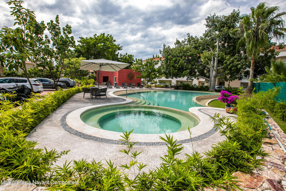 20251021221055595030000000 o