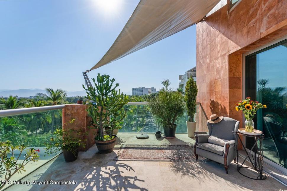 20251002143855496950000000 o