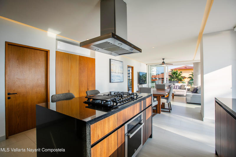 20251202220955383314000000 o