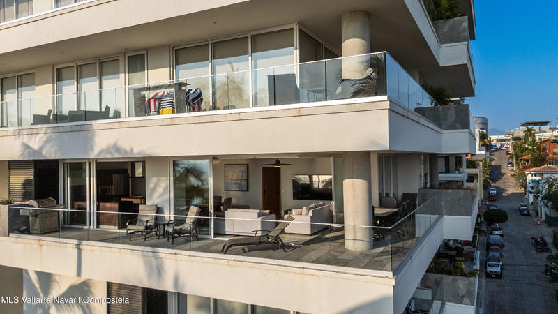 20251202221650134993000000 o